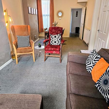 3 Bedroom-5 Beds Newland Ave King'S Palace Leisure-Contractor-Heart Of Hull Amenities キングストン・アポン・ハル エクステリア 写真