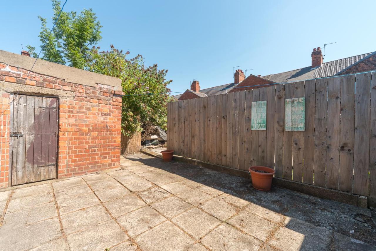 3 Bedroom-5 Beds Newland Ave King'S Palace Leisure-Contractor-Heart Of Hull Amenities キングストン・アポン・ハル エクステリア 写真